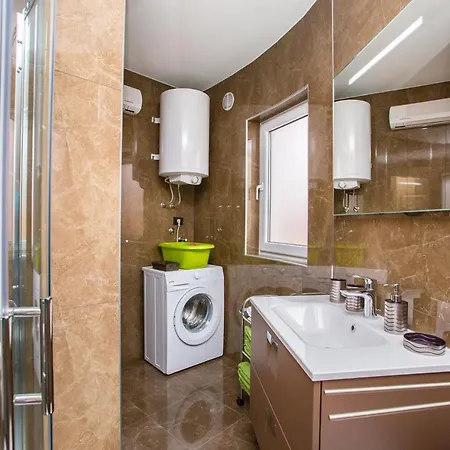 Marijan - A1 - A48273 Apartment Medulin